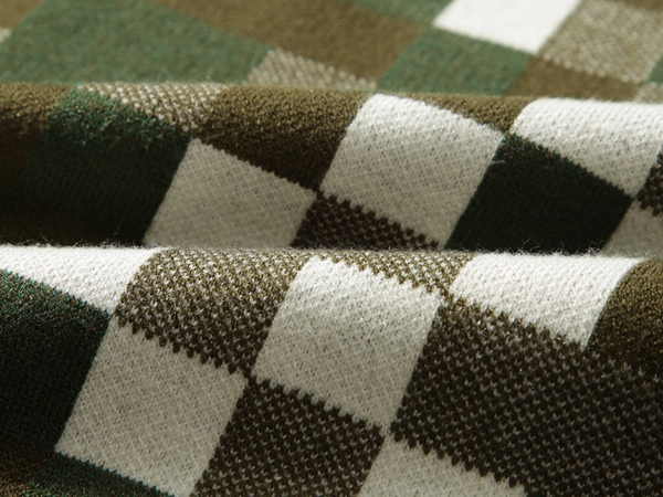 ブランドセーター角部分ディテール